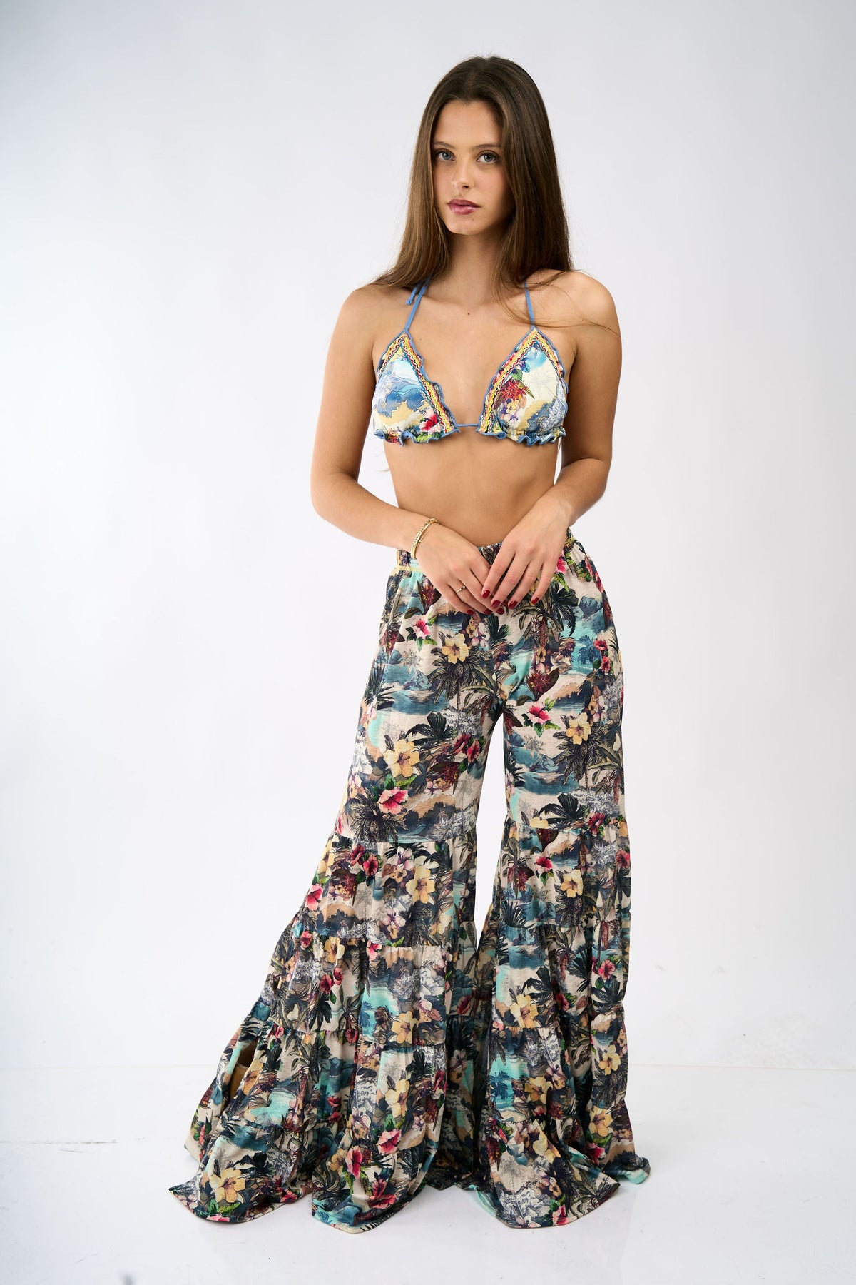Tamia Pant Blue With Flowers